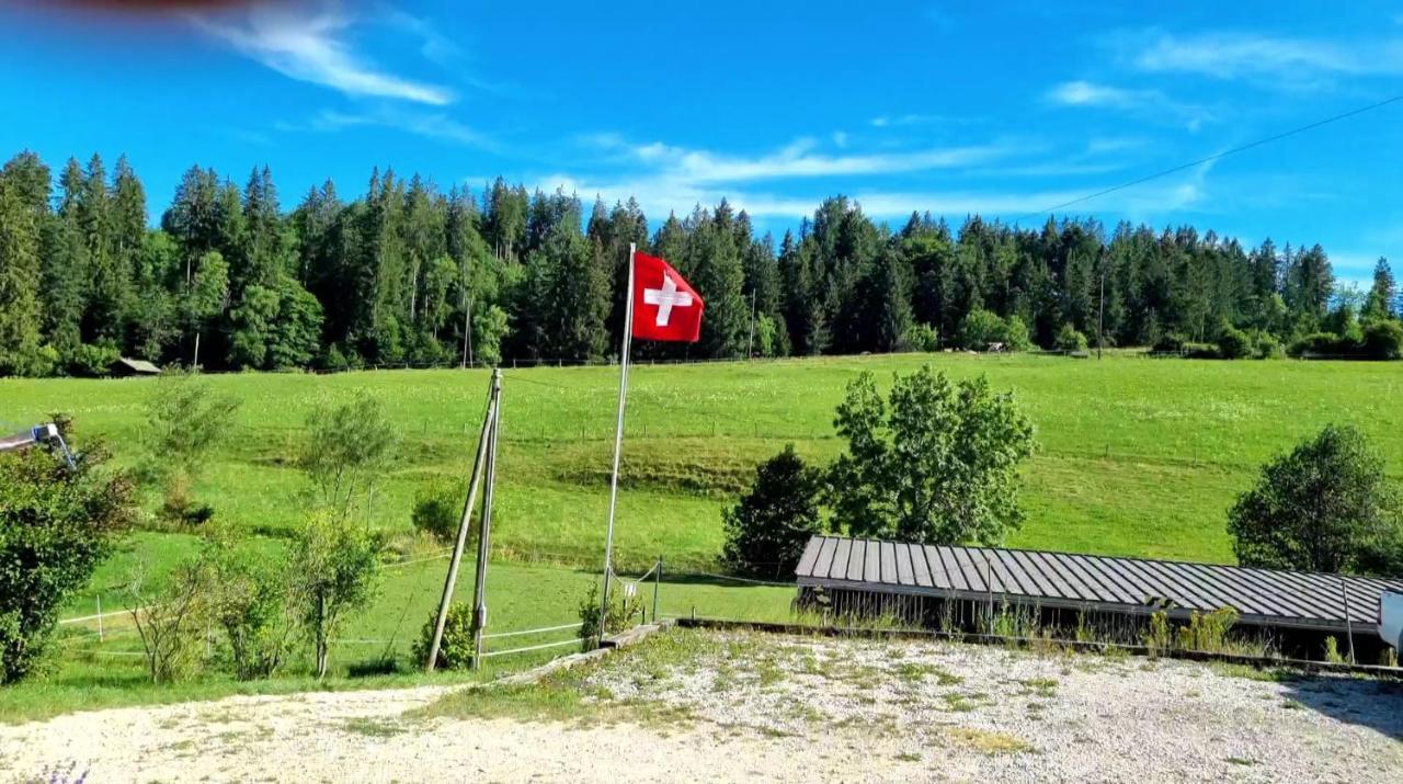 Miramont Trekking Hotell Saicourt Eksteriør bilde